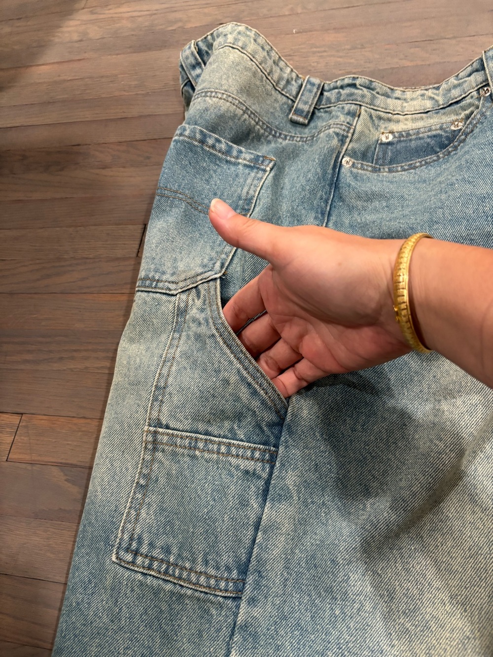 725. Edikted Carpenter Baggy Jeans - Picture 5 of 7